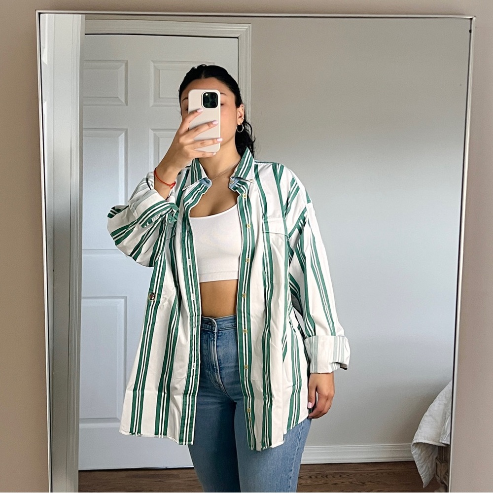 Tommy Hilfiger Button Up Size XL